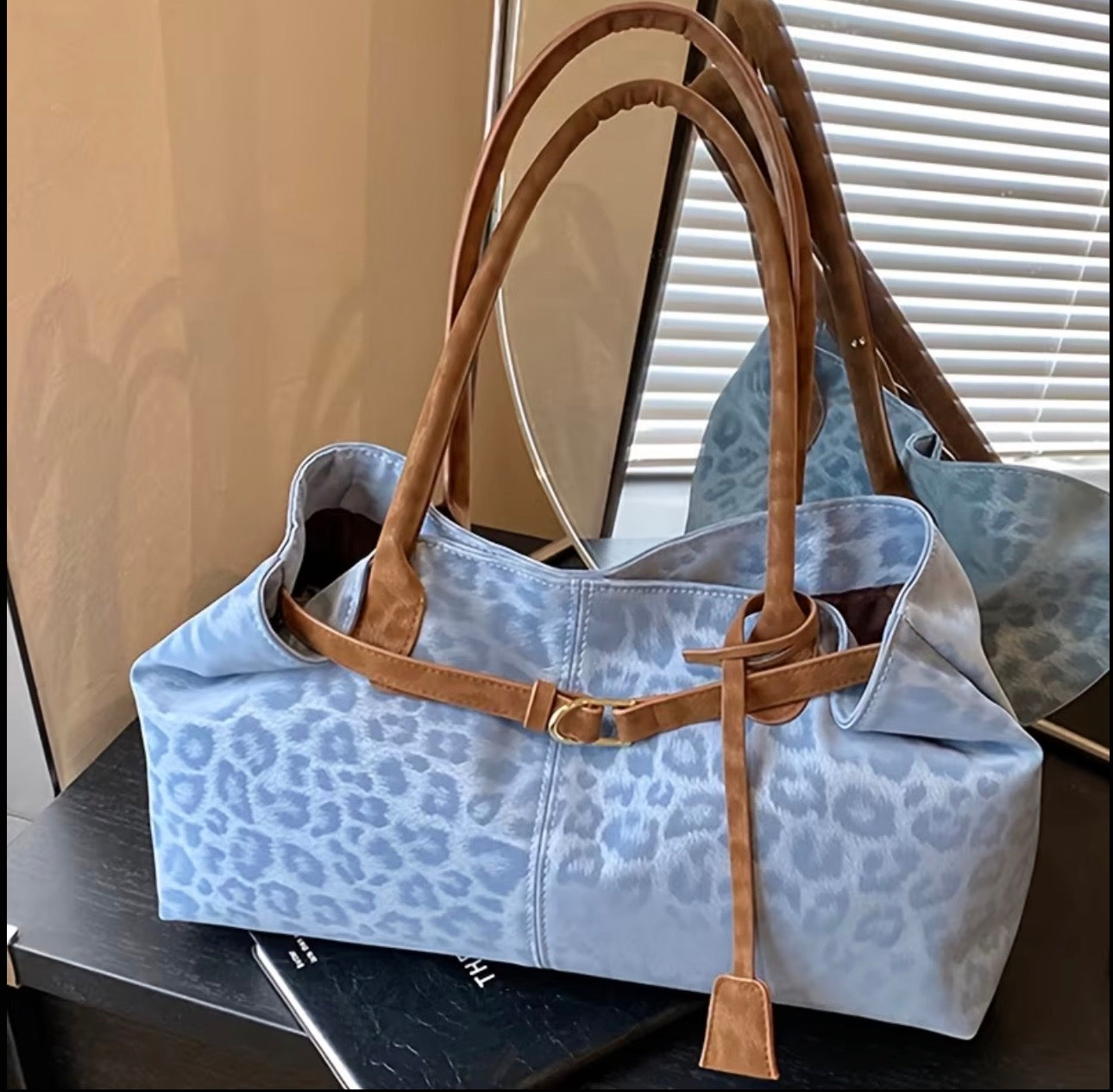 Handbag